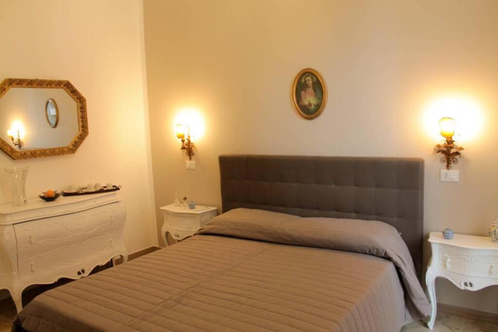 A Casa Di Enza B&B Palermo Ngoại thất bức ảnh
